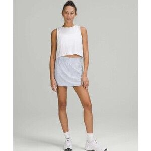Lululemon Women’s Hotty Hot High Rise Skirt Size 8Pastel Blue